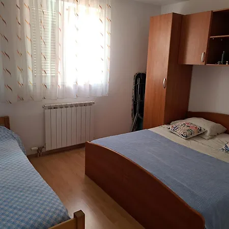 Appartement Daniel's Sukošan